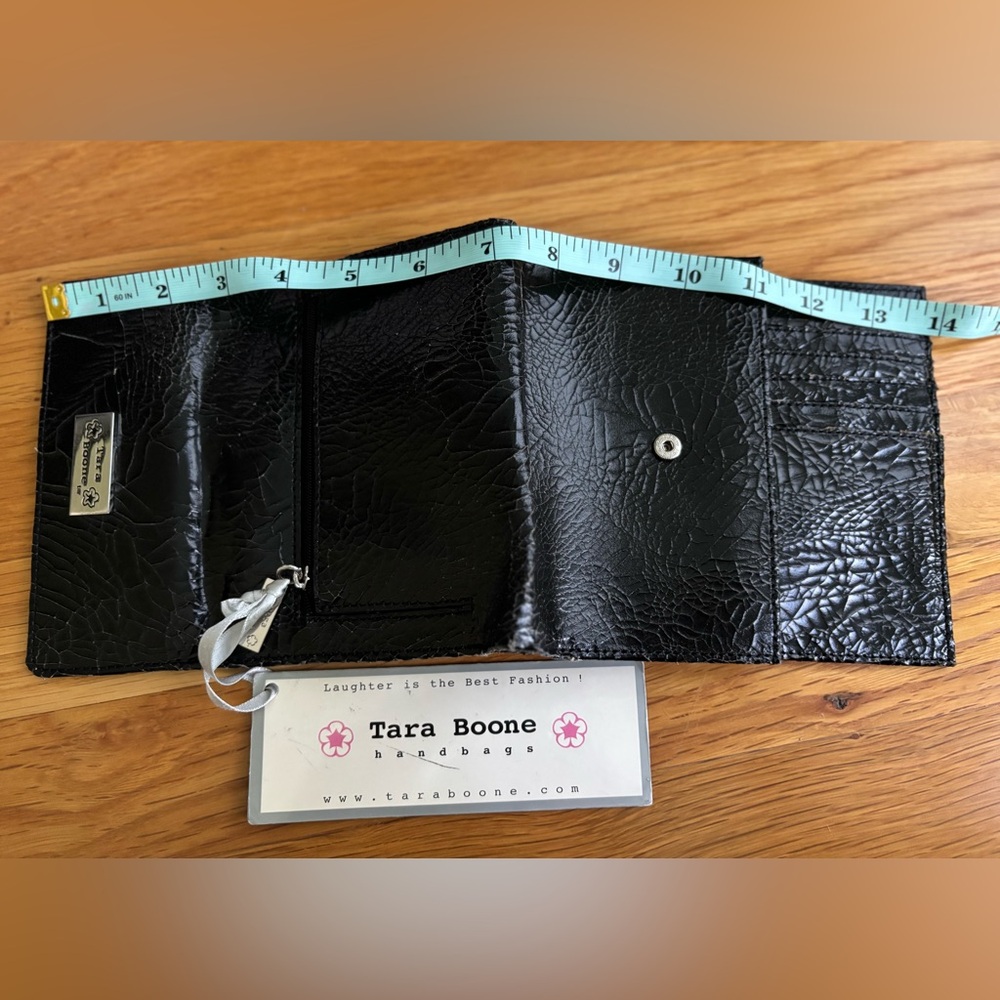 NWT Tara Boone Women's Wallet - Picture 7 of 8